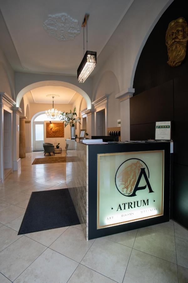 Átrium Art&Rooms Sopron Esterno foto